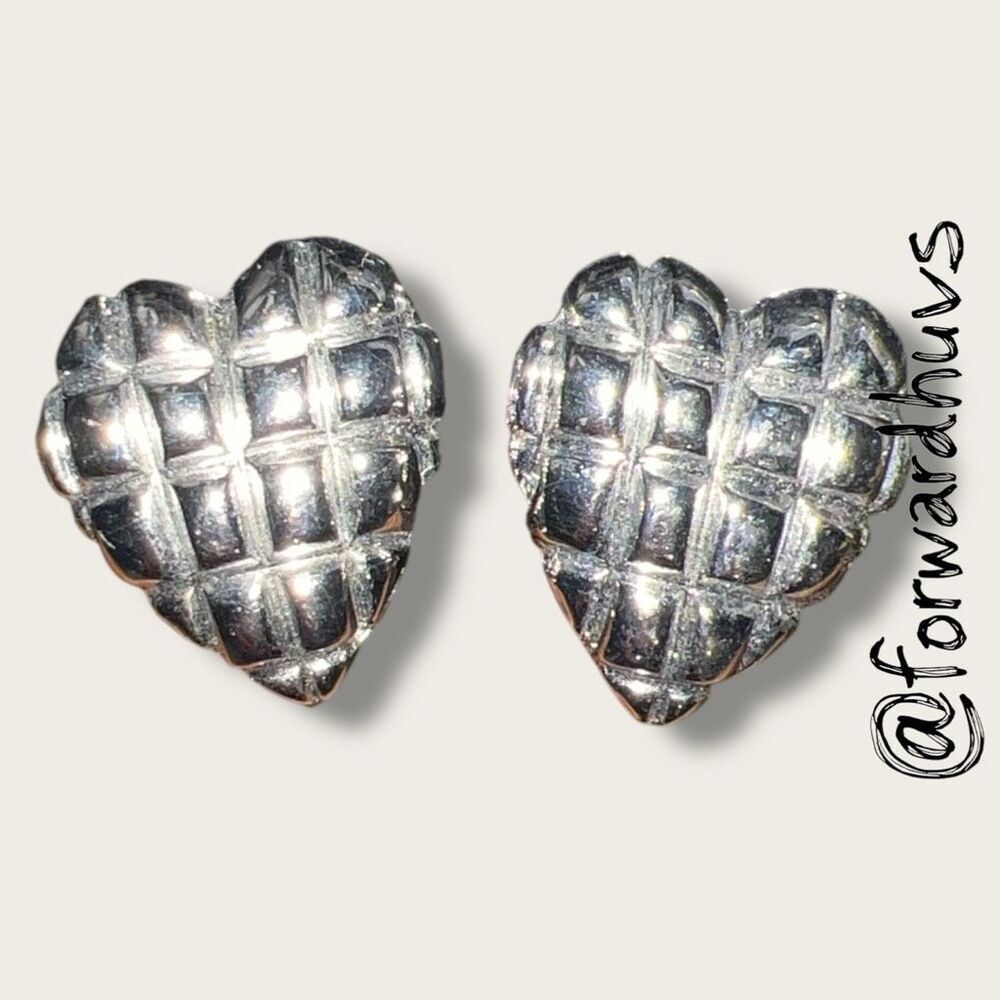 Vintage Heart Shaped Clip-On Earrings – Textured